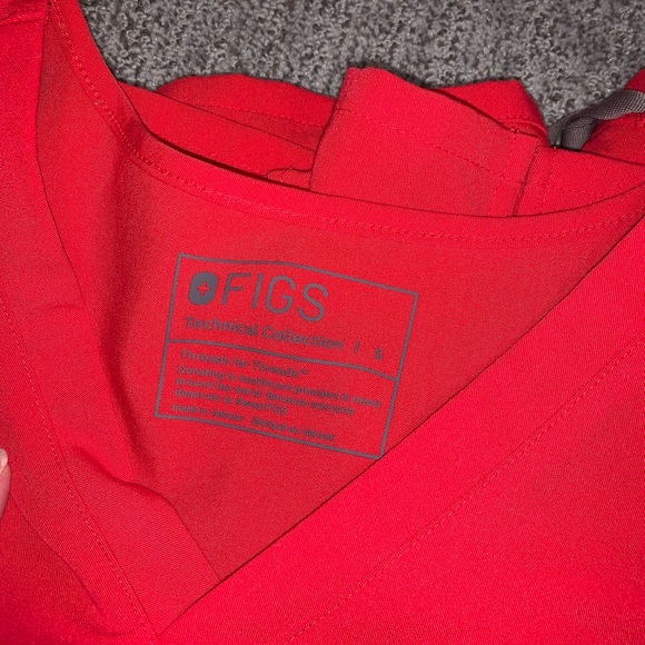 Figs Pop Red Set - Picture 2 of 3